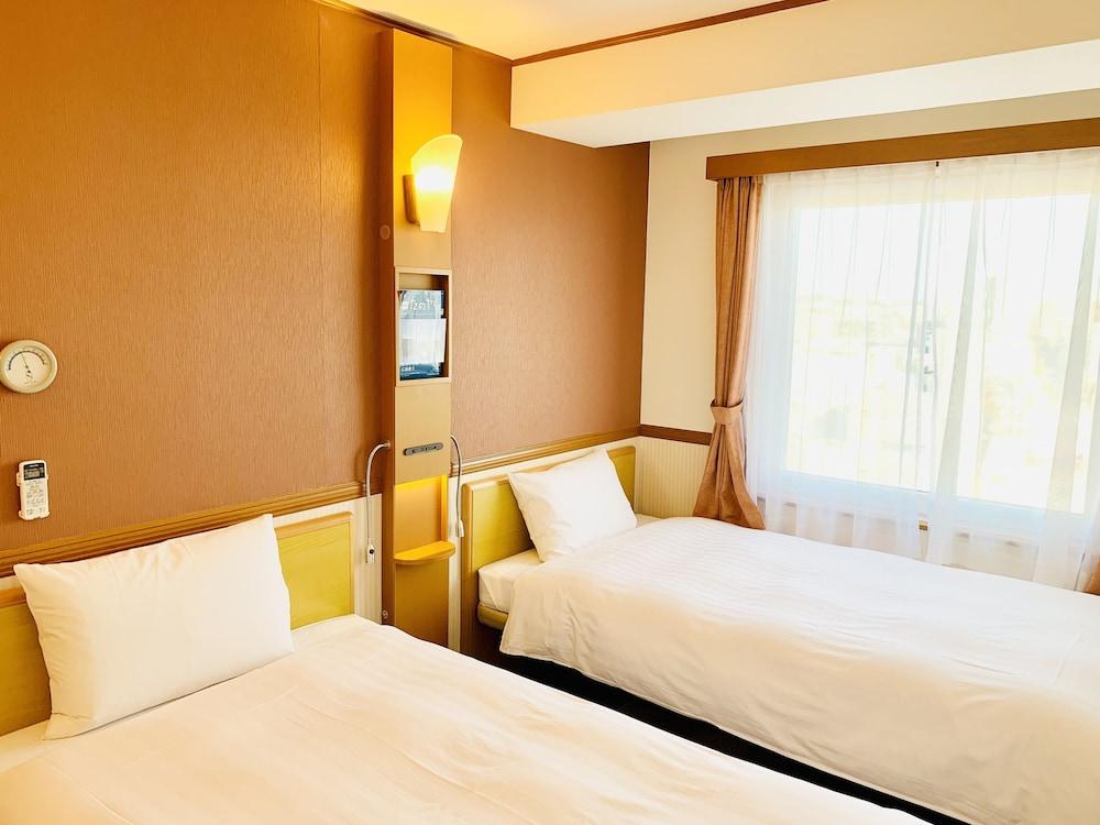 Toyoko Inn Musashi-Nakahara Ekimae Kawasaki  Exteriör bild