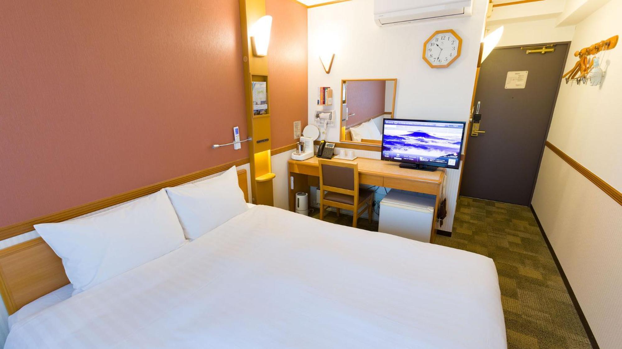 Toyoko Inn Musashi-Nakahara Ekimae Kawasaki  Rum bild